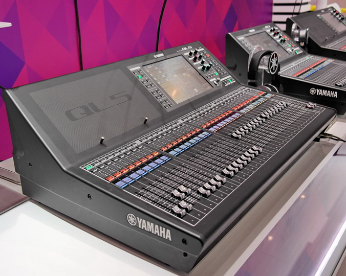 �Ϻ����ӻ�����